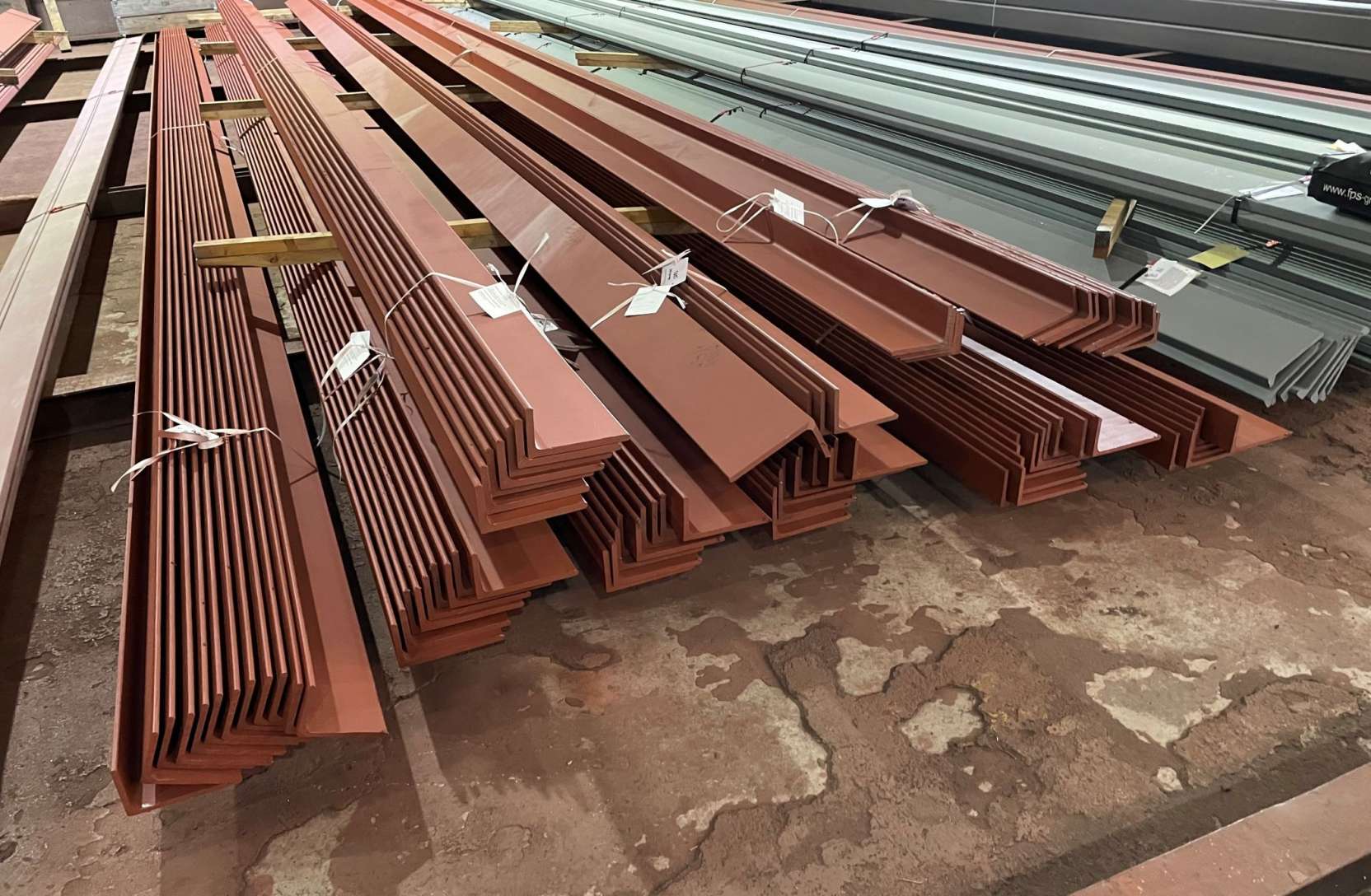 Hoekstaal gestraald + lasmenie